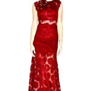 🌹🌹Marciano Red Lace Reveal and Conceal Maxi Dress🌹🌹